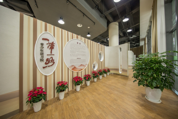 丝路送廉风 驼铃以致远