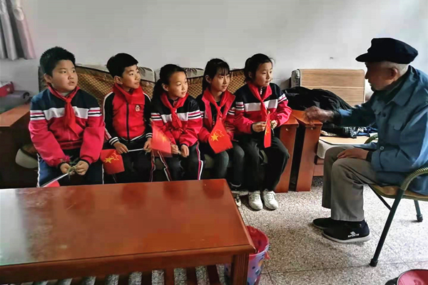听党课.jpg